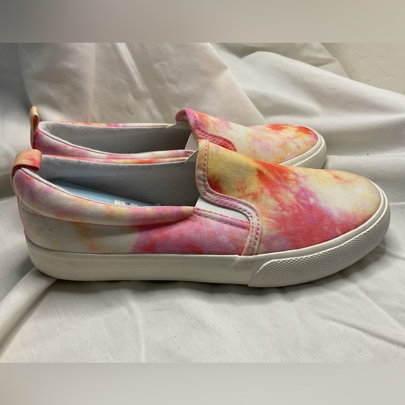 Kids Shoes - Picture 4 of 8